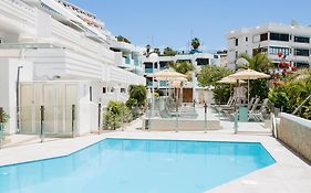 Palm Suites By Chaturhotels